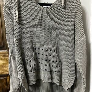 Women's Boutique Gray Knit Sweater
